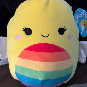 Sunny the Bee squishmallow